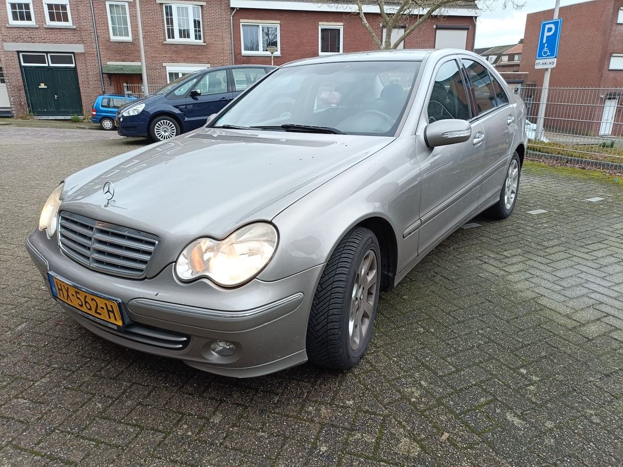 Mercedes-Benz C-klasse - 180 K. Elegance - AutoWereld.nl