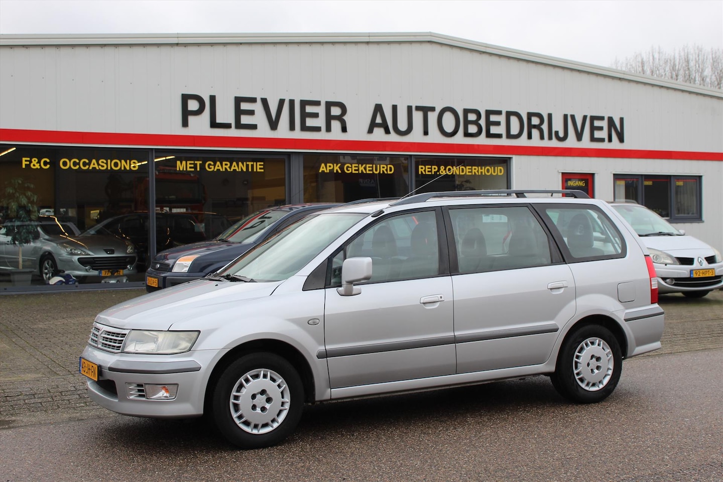 Mitsubishi Space Wagon - 2.0 GLX 7 PERSOONS - AutoWereld.nl