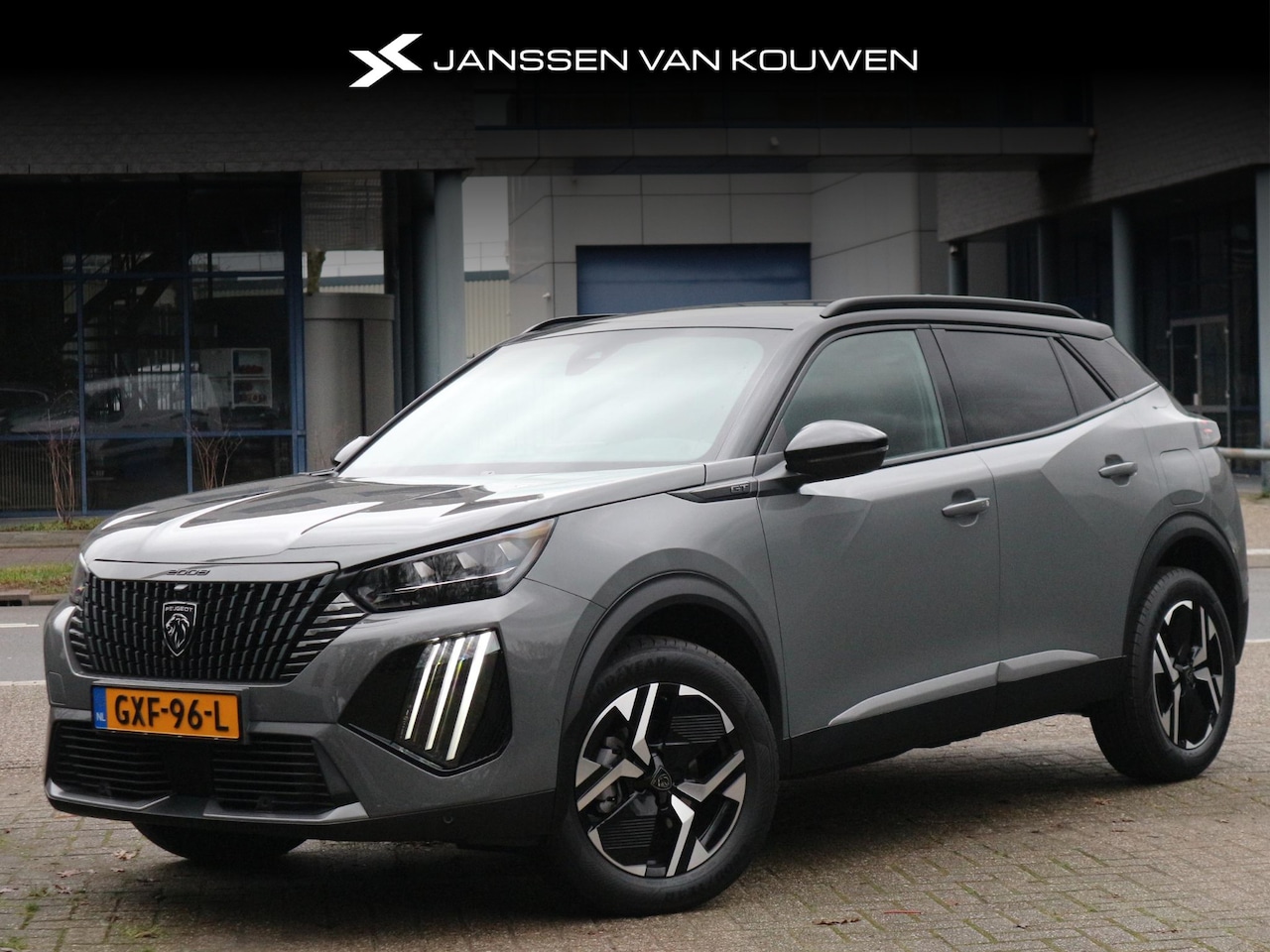 Peugeot 2008 - GT 1.2 130 pk / Alcantara / 360 camera / Stoelverwarming - AutoWereld.nl