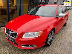 Volvo V70 - 2.5FT R-Design 230PK Automaat LEER / XENON / PDC / TREKHAAK