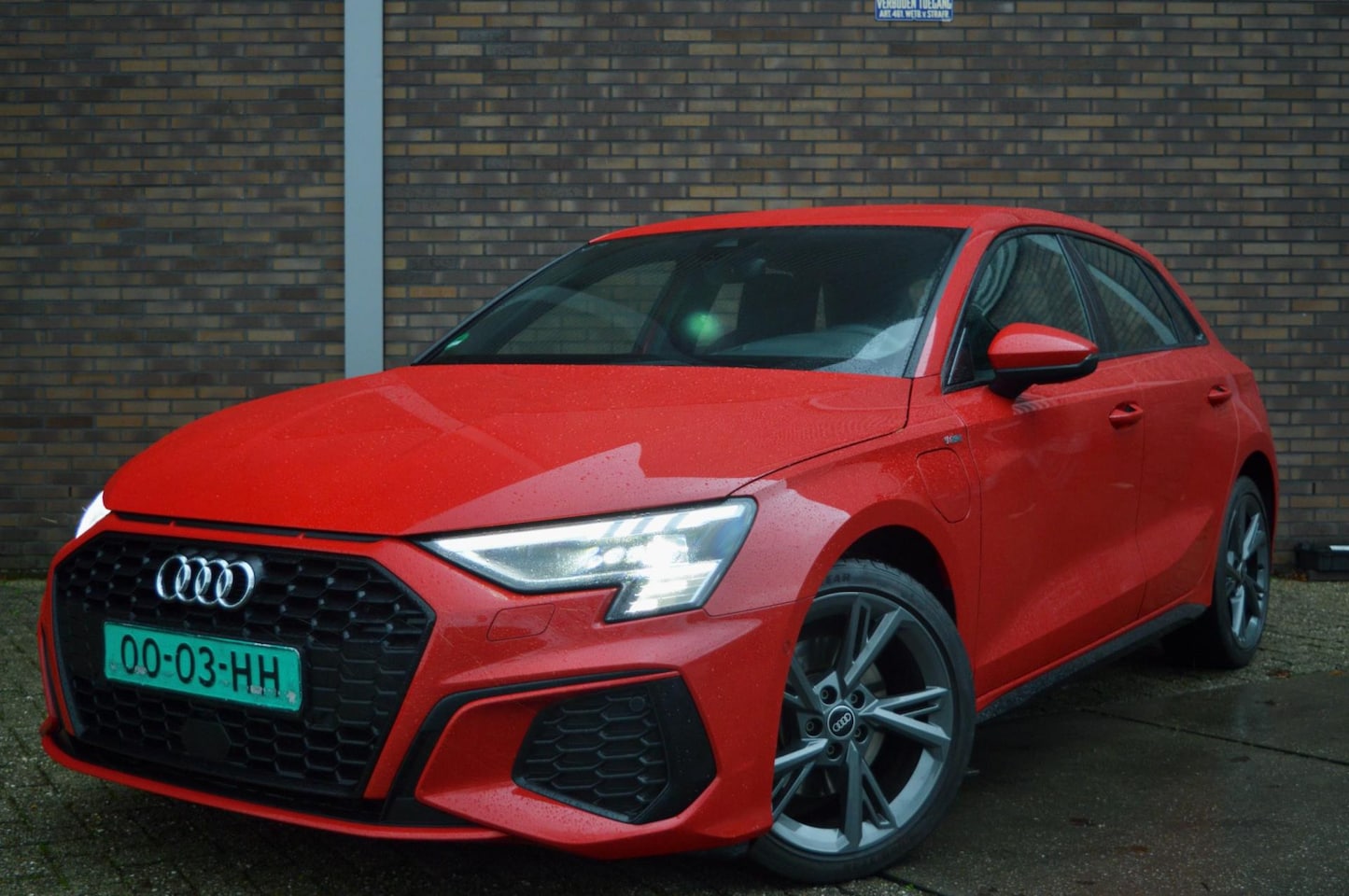 Audi A3 Sportback - 40 TFSI e S-LINE HUD Massage B&O RS Seats Sfeerverlichting Trekhaak - AutoWereld.nl