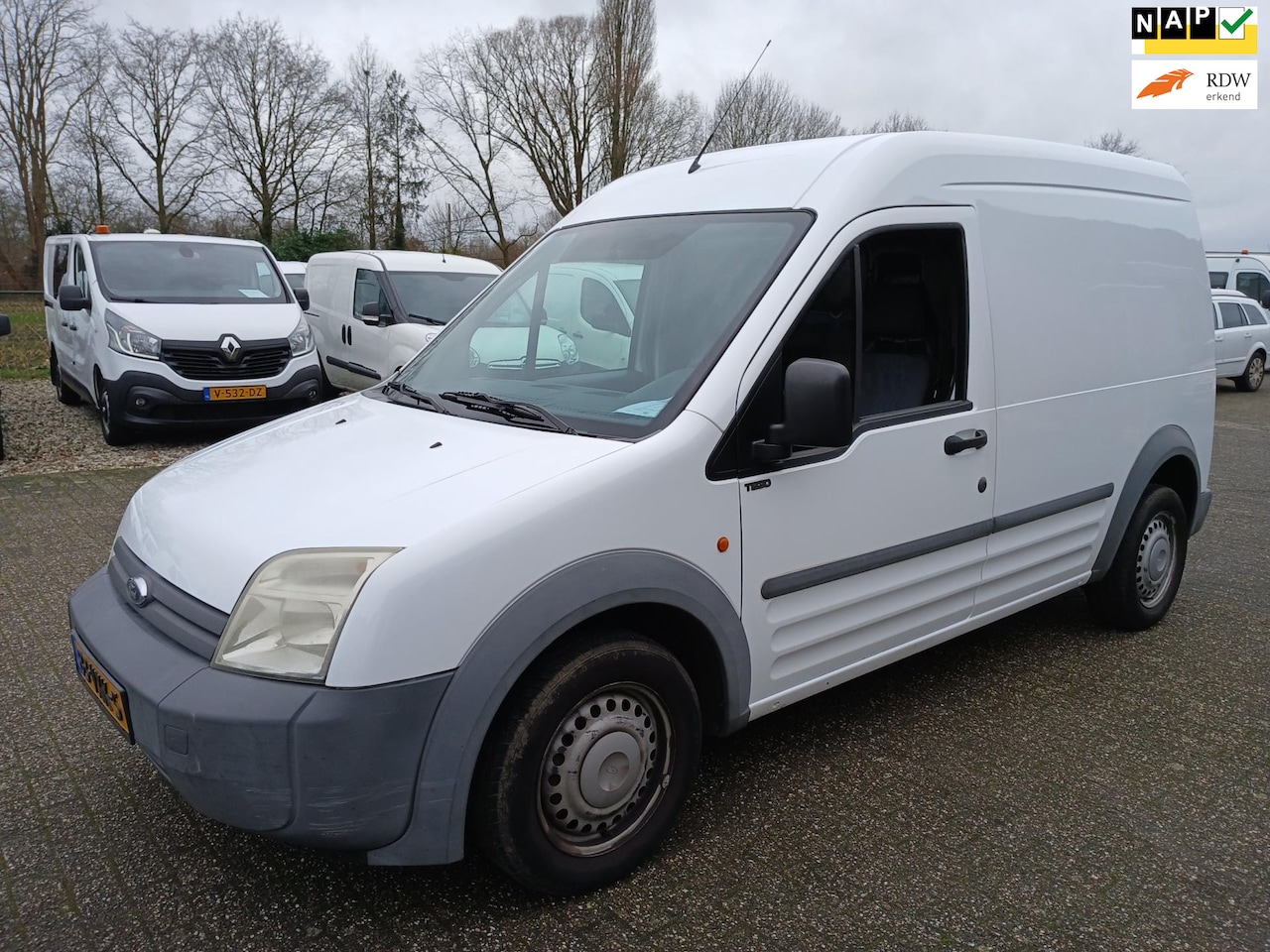 Ford Transit Connect - T230L 1.8 TDCi Trend L2 H2 airco trekhaak - AutoWereld.nl