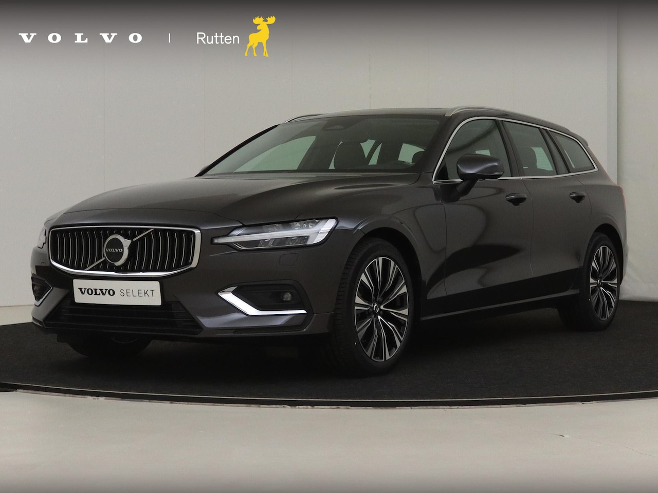 Volvo V60 - B4 211PK Automaat Plus Bright / Adaptieve cruise control/ Apple CarPlay/ Parkeersensoren m - AutoWereld.nl