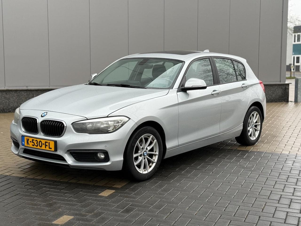 BMW 1-serie - 116i Executive / Open Dakje / Navi / Clima - AutoWereld.nl