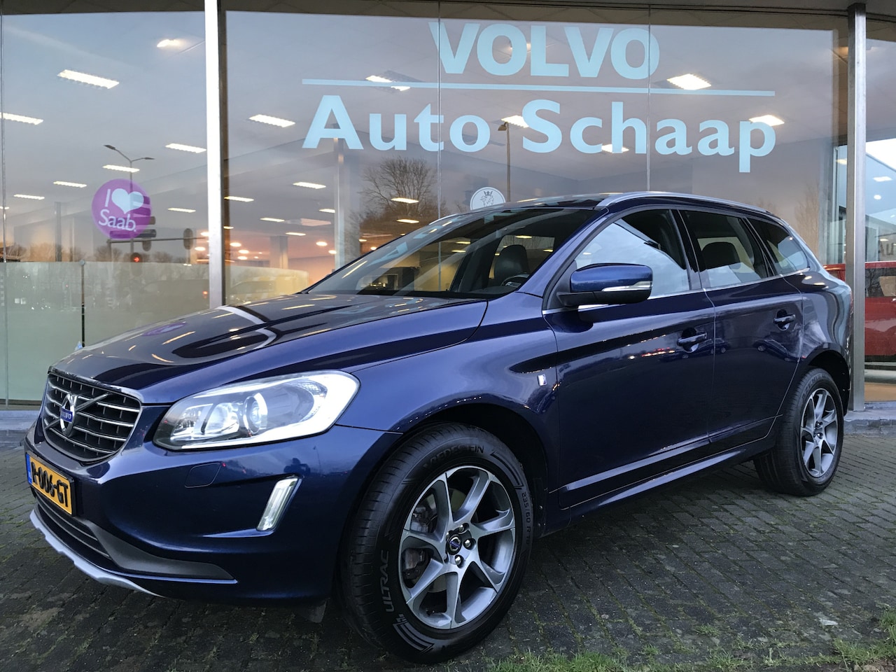 Volvo XC60 - 2.0 T5 FWD Ocean Race Automaat | Rijklaar incl 12 mnd Bovag | Standkachel On-Call Sportsto - AutoWereld.nl