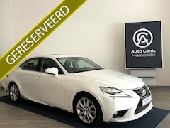 Lexus IS - 300h BUSINESS LINE AUTOMAAT | | 12 MDN GARANTIE | LEER | SCHUIFDAK | XENON |