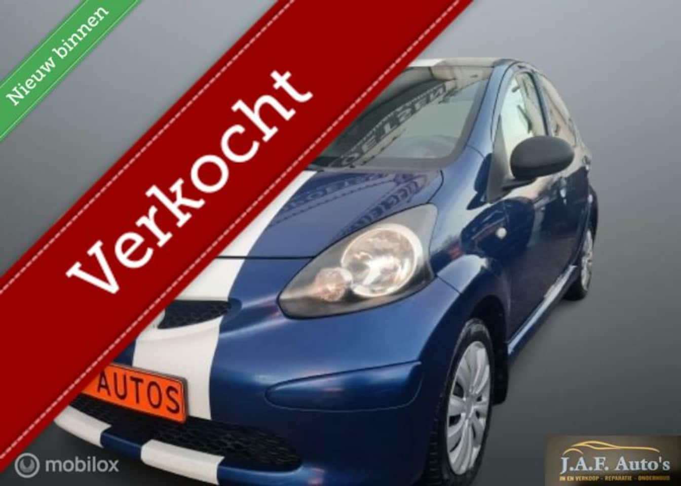 Toyota Aygo - 1.0 5deurs Nieuwe APK! zuinig!!! - AutoWereld.nl