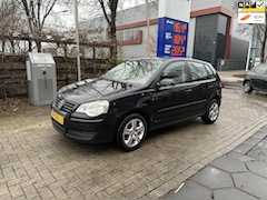 Volkswagen Polo - 1.4-16V Comfortline 5drs Airco Cruise Control Apk boekjes