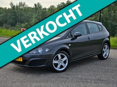 Seat Leon - 1.6 TDI Ecomotive Reference Dealer Ondrh/Airco/Cruise/Lmv/Nap/Boekjes