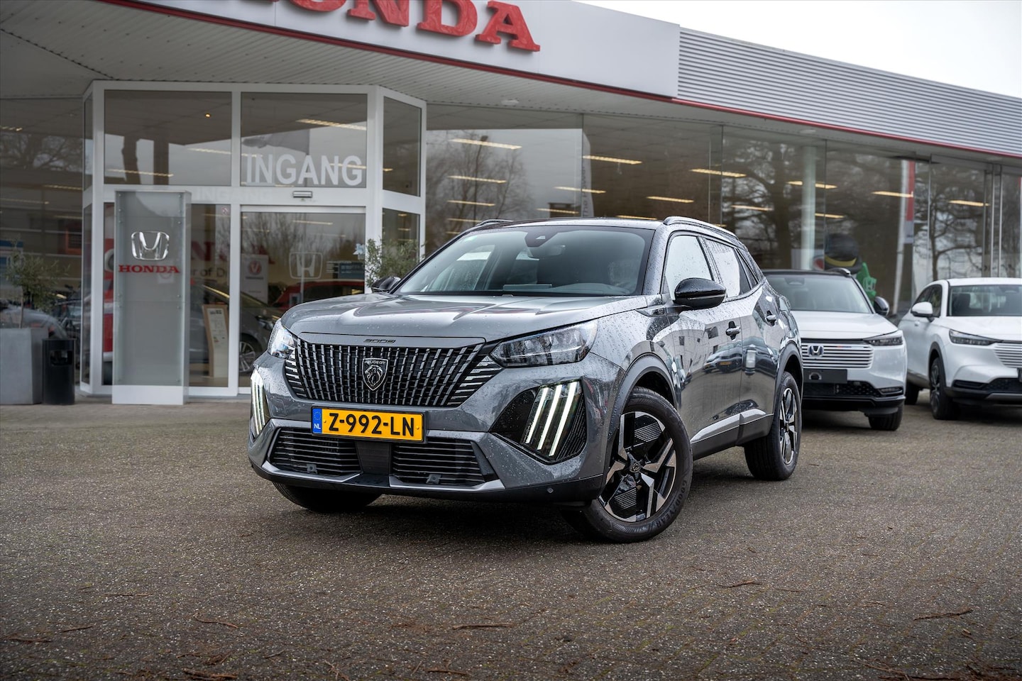 Peugeot 2008 - 1.2 Puretech 130pk GT | NL auto | Adaptieve cruisecontrol | Navi | 360 camera - AutoWereld.nl