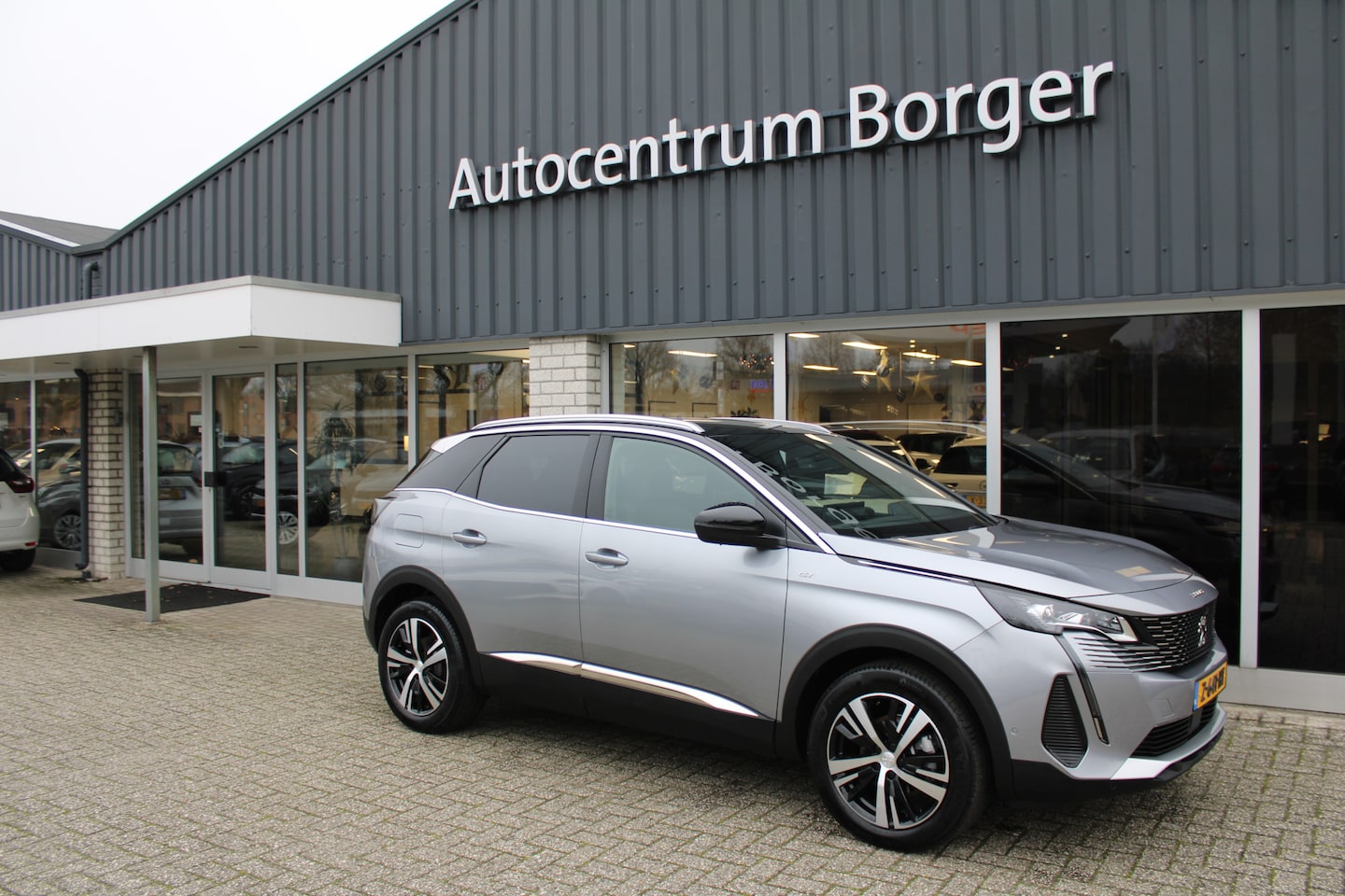 Peugeot 3008 - 1.2 Hybrid GT Automaat navi/Clima/18"LM /Cruise/PDC - AutoWereld.nl