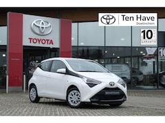 Toyota Aygo - 1.0 VVT-i x-play | Achteruitrijcamera | Toerenteller | Smartphon