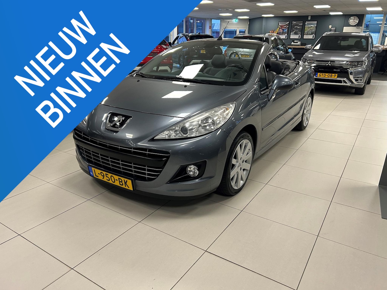 Peugeot 207 CC - 1.6 VTi | Leer - AutoWereld.nl