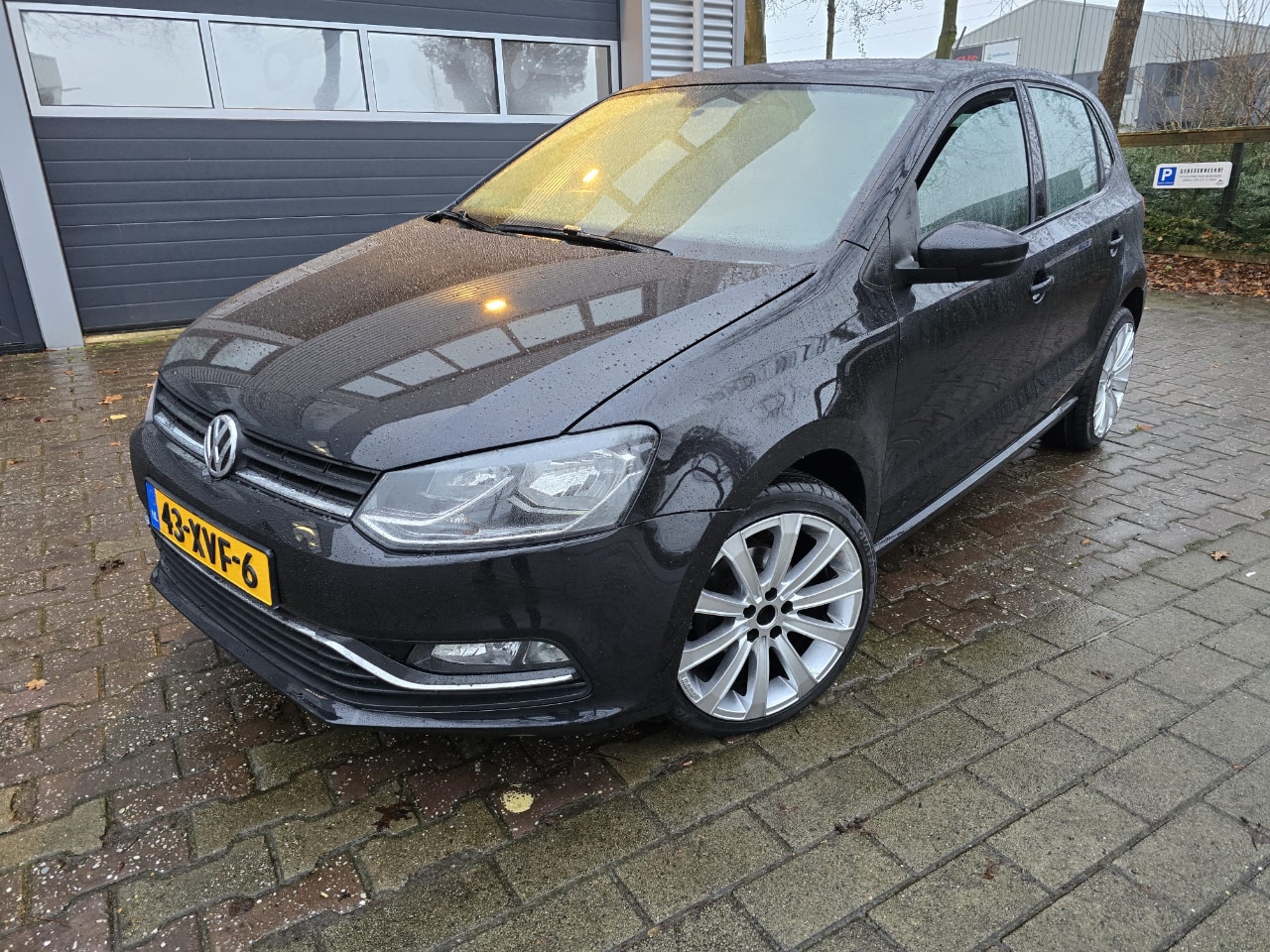 Volkswagen Polo - 1.2 TSI BlueMotion Comfortline 1.2 TSI BLUEMOTION COMFORTLINE - AutoWereld.nl