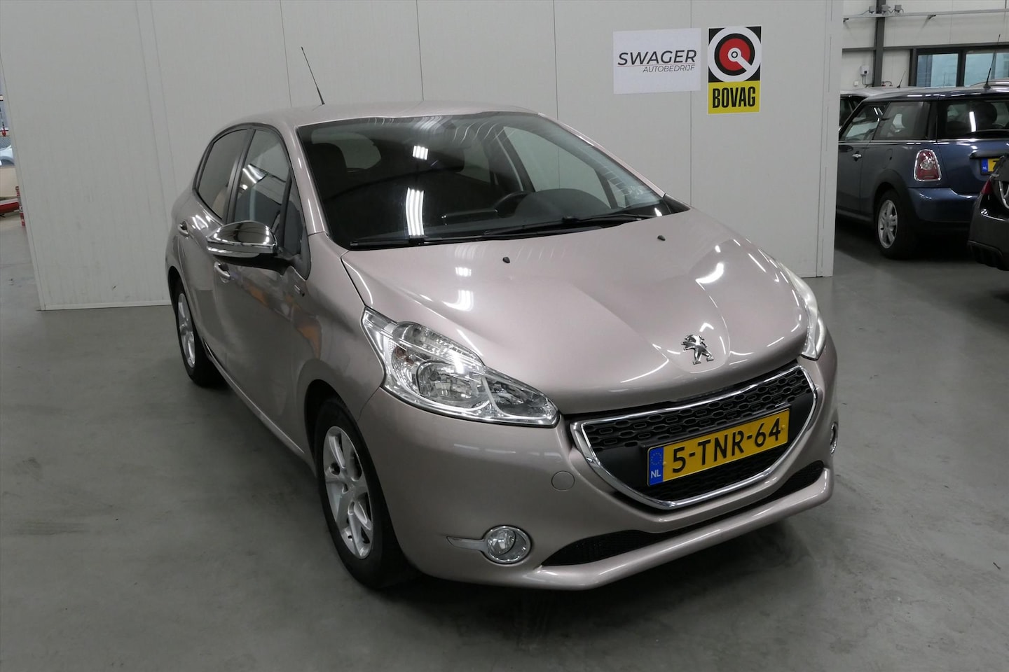 Peugeot 208 - 1.2 VTi 82PK 5D Style (Goed onderhouden) - AutoWereld.nl