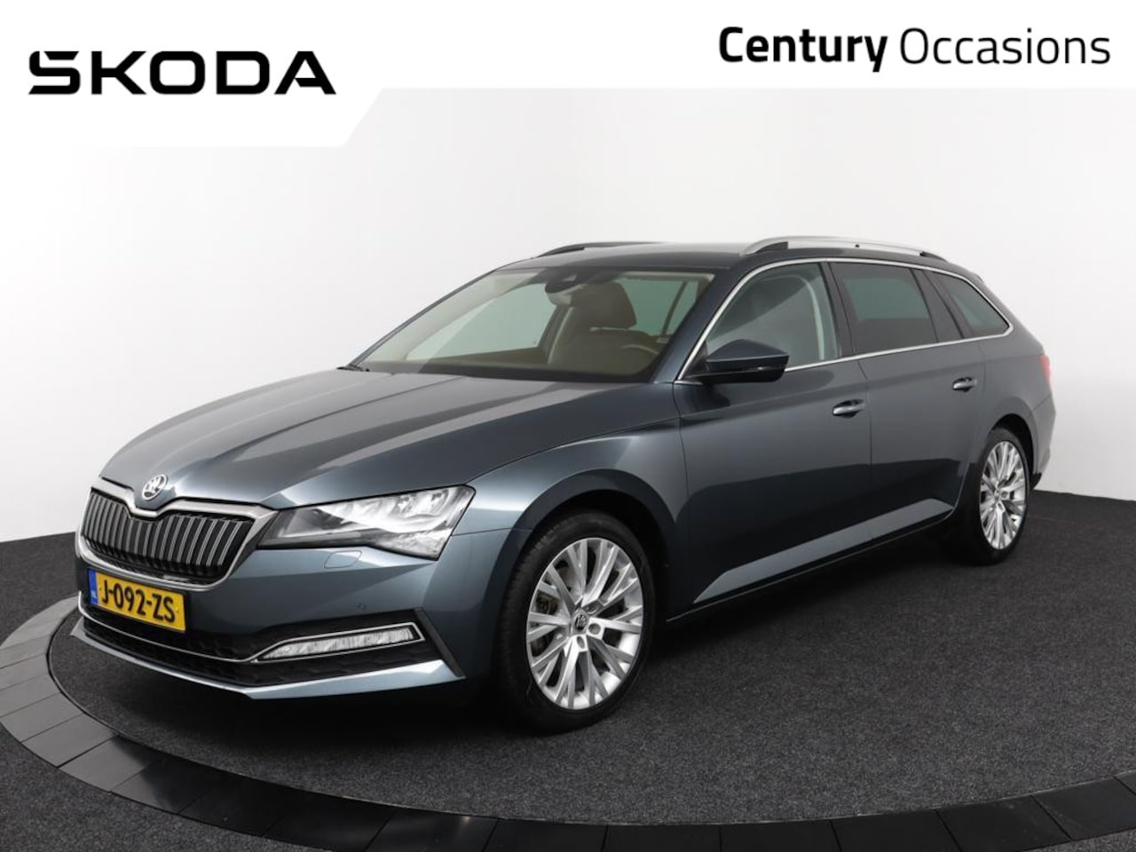 Skoda Superb Combi - 1.4 TSI iV Business Edition Plus 1.4 TSI iV 218Pk Business Edition Plus - AutoWereld.nl