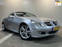 Mercedes-Benz SLK-klasse - 200 Kompressor Harman kardon Airscarf Navigatie