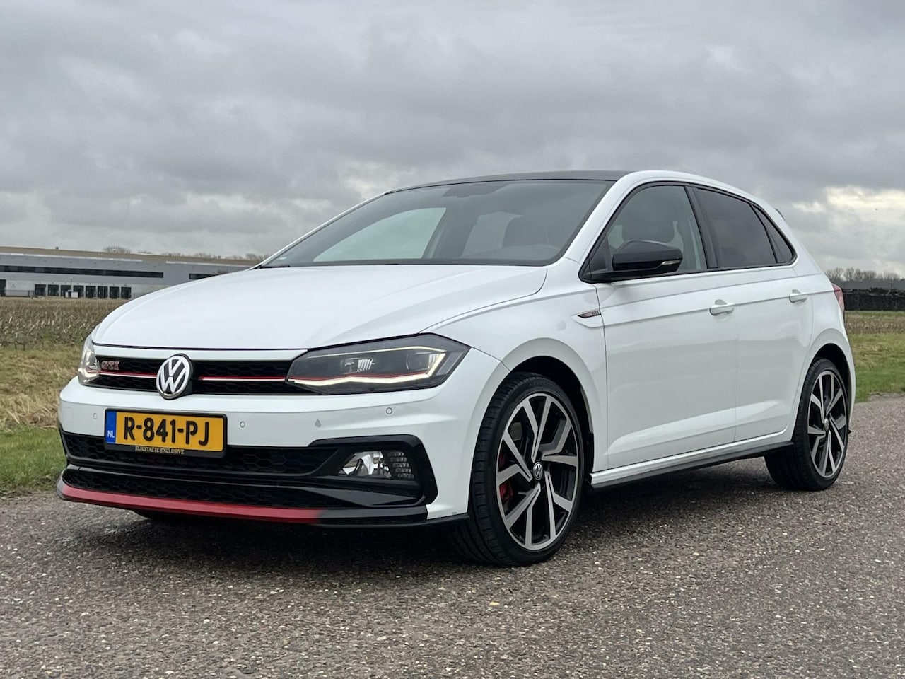 Volkswagen Polo - 2.0 TSI GTI|VIRTUAL|ACC|PDC|18" - AutoWereld.nl