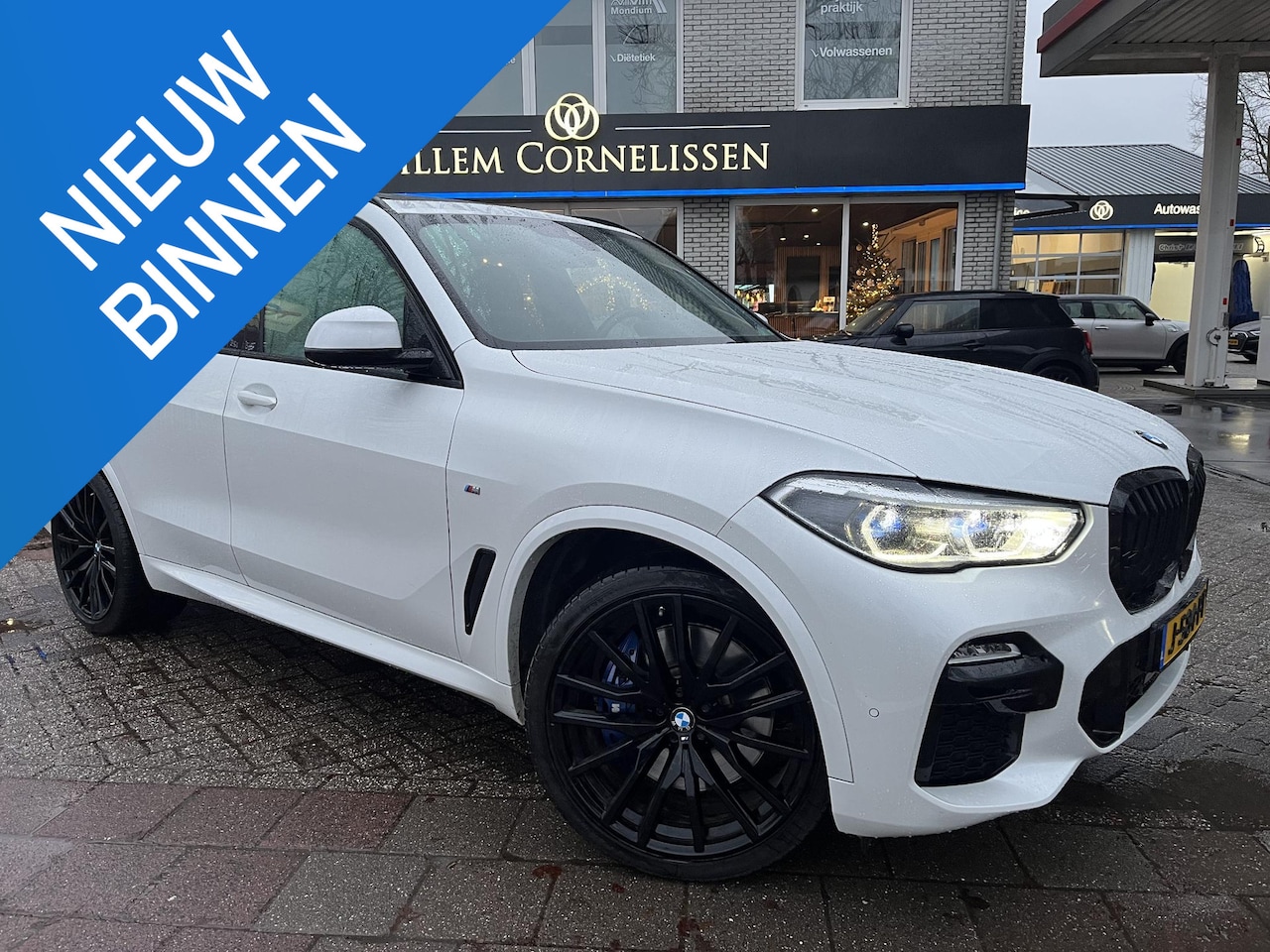 BMW X5 - xDrive30d High Executive M-Sport Pano Trekhaak ACC - AutoWereld.nl