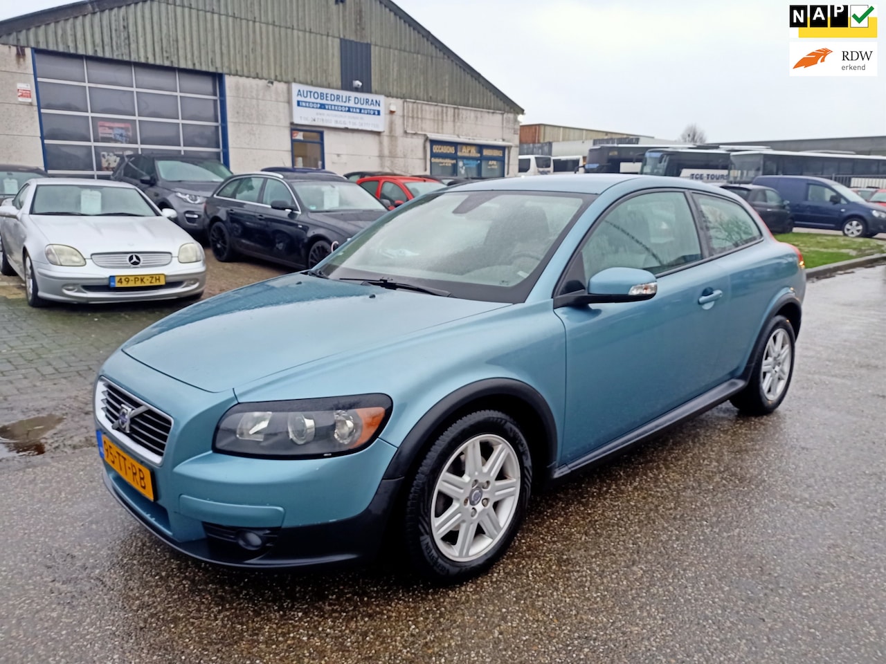 Volvo C30 - 2.0D Momentum 3-deurs Bj:2007 NAP - AutoWereld.nl