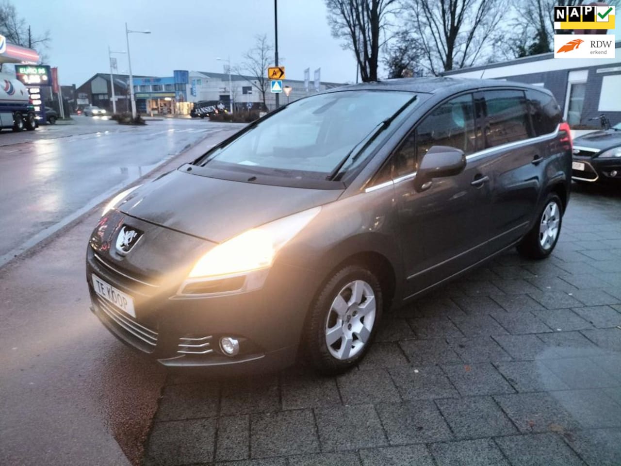 Peugeot 5008 - 1.6 THP ST 7p! NWE APK! ZO MEENEMEN! - AutoWereld.nl