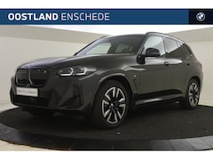 BMW iX3 - Executive 80 kWh / Sportstoelen / Stoelverwarming / Adaptief onderstel / Adaptieve LED / P