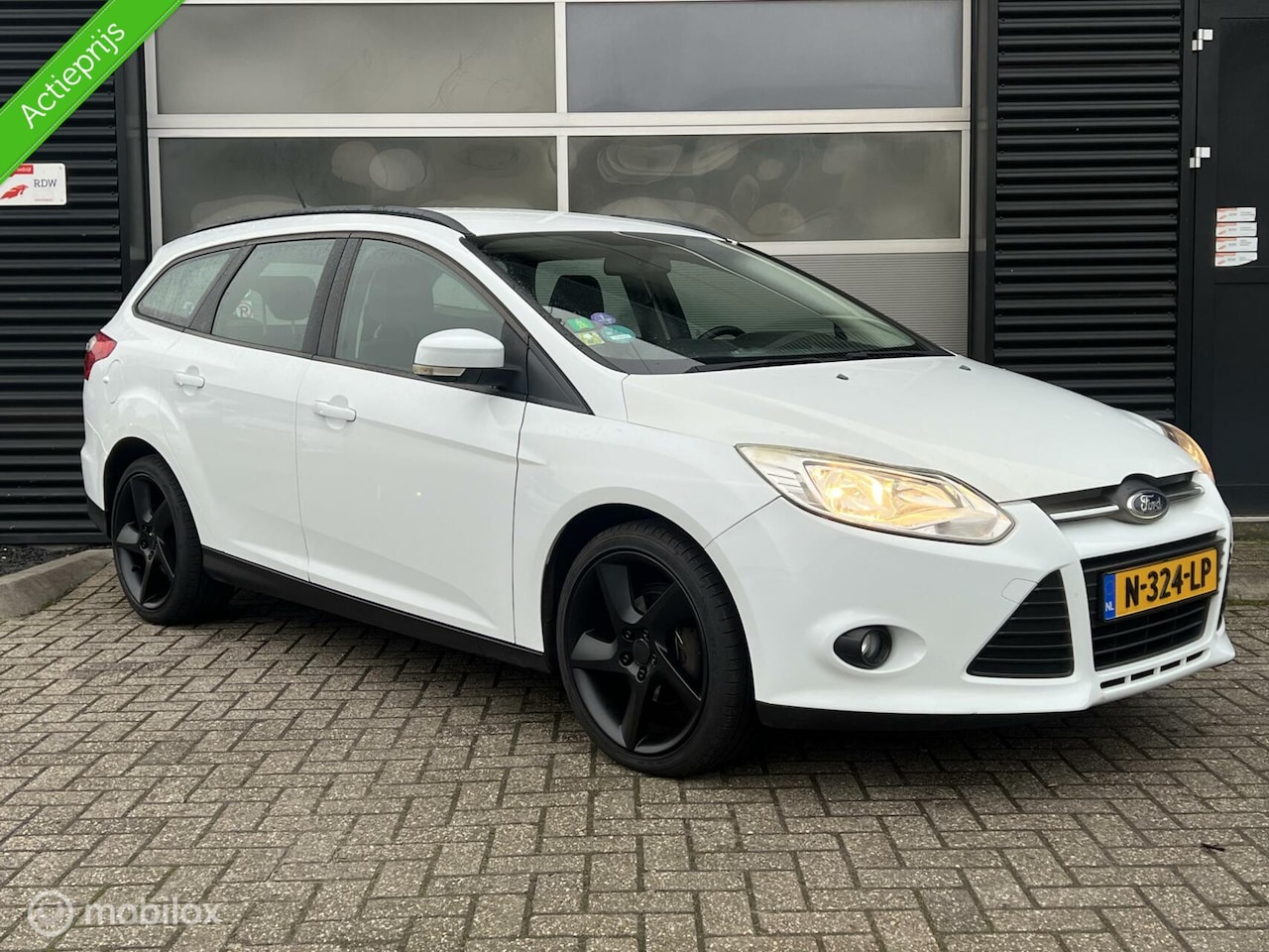 Ford Focus Wagon - 1.0 EcoBoost Trend 1.0 EcoBoost Trend - AutoWereld.nl