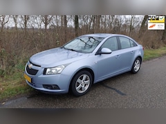 Chevrolet Cruze - 1.6 LS