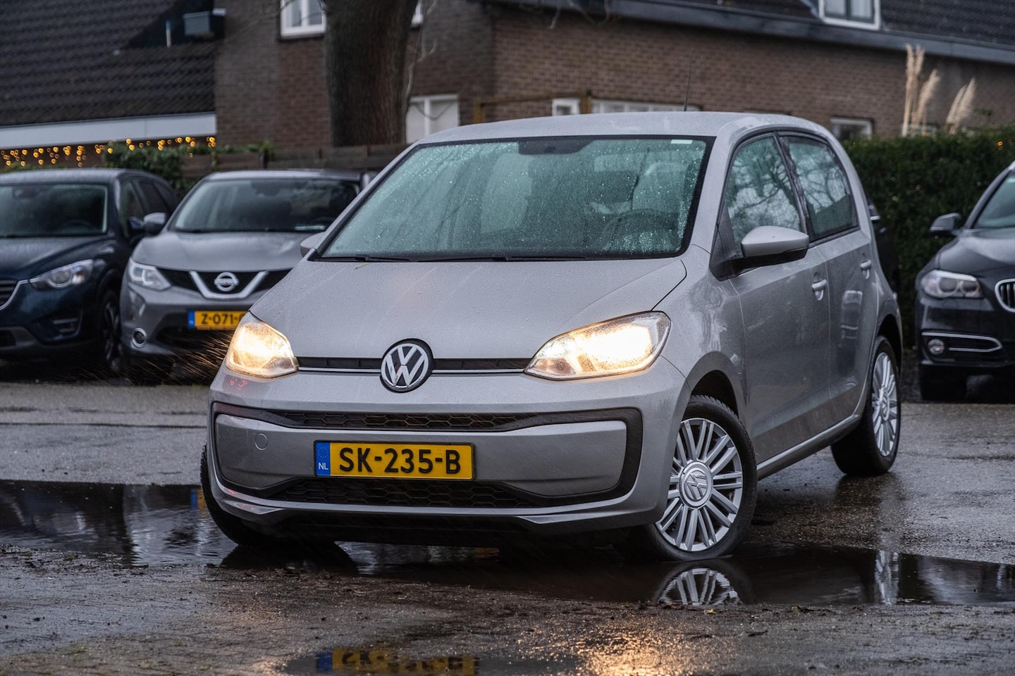 Volkswagen Up! - 1.0 60PK 5 Deurs BMT High up! bovag garantie rijklaar - AutoWereld.nl