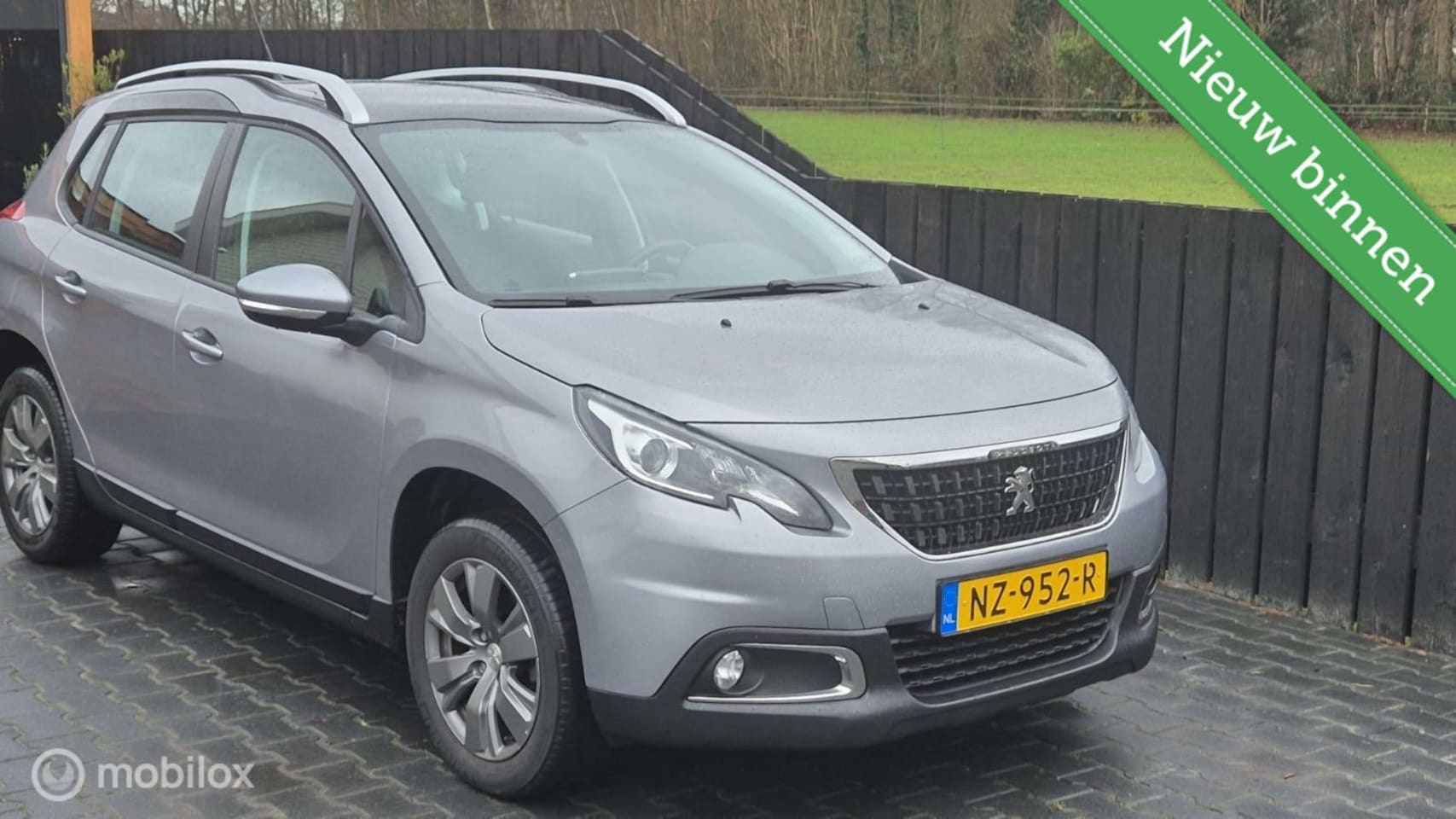 Peugeot 2008 - 1.2 PureTech Active AUTOMAAT 1STE EIGENAAR - AutoWereld.nl