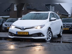 Toyota Auris Touring Sports - 1.8 Hybrid 136pk CVT Aspiration bovag garantie rijklaar