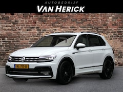 Volkswagen Tiguan - 1.4 TSI 150PK R-Line | ACC | Open-Dak | Leder | Camera | Virtual Cockpit