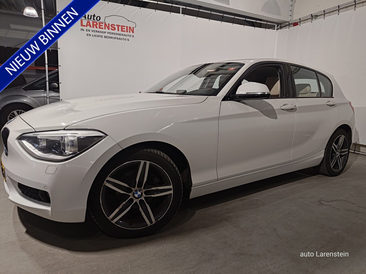 BMW 1-serie - 116d 116pk Executive 5 Drs Navi / Leer / ECC / Cruise C. - AutoWereld.nl