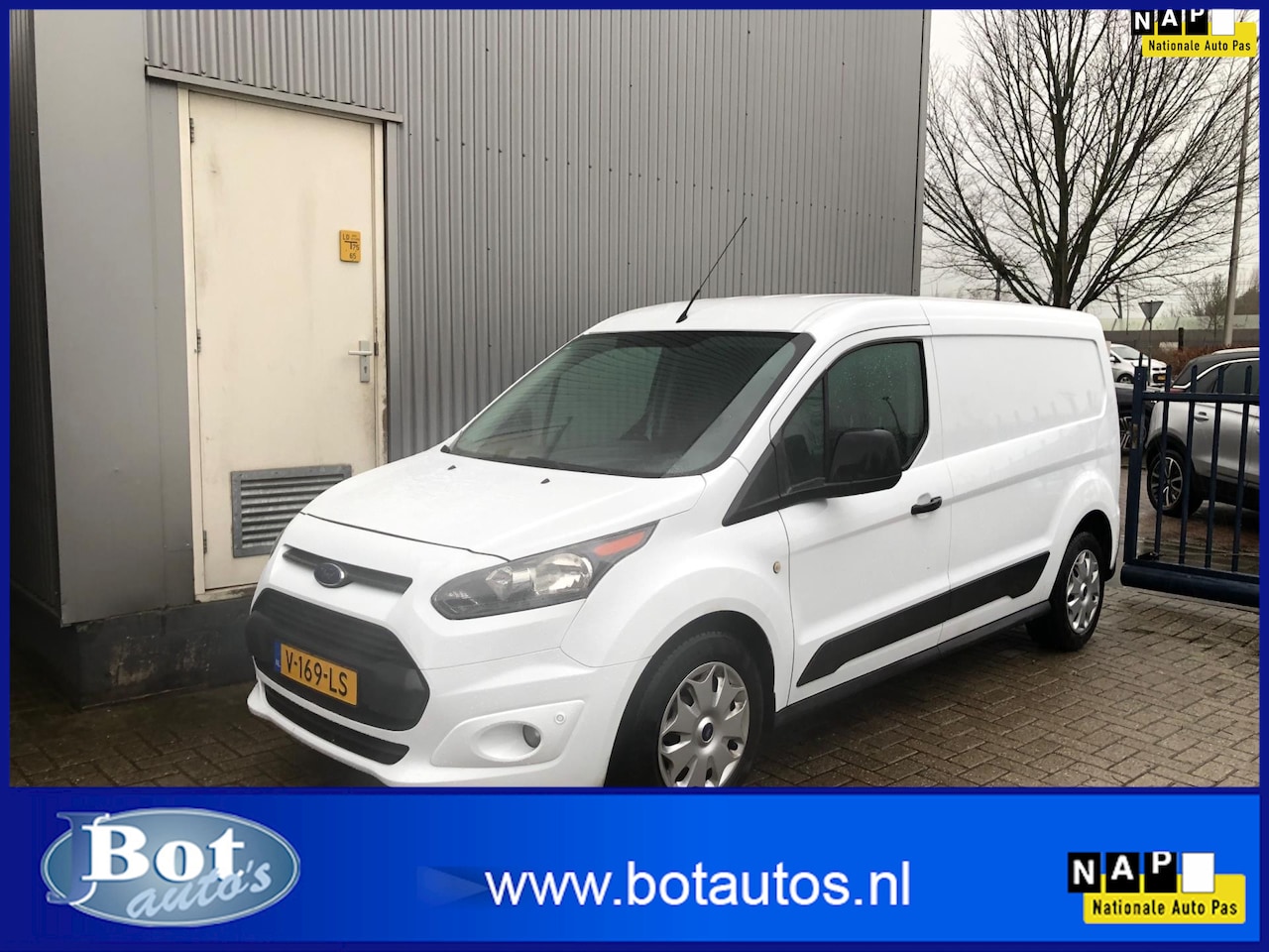 Ford Transit Connect - 1.5 TDCI L2 / 1E EIGENAAR / EURO 6 / VERLENGD / TREKHAAK / AIRCO / NL-AUTO /CRUISE CONTROL - AutoWereld.nl