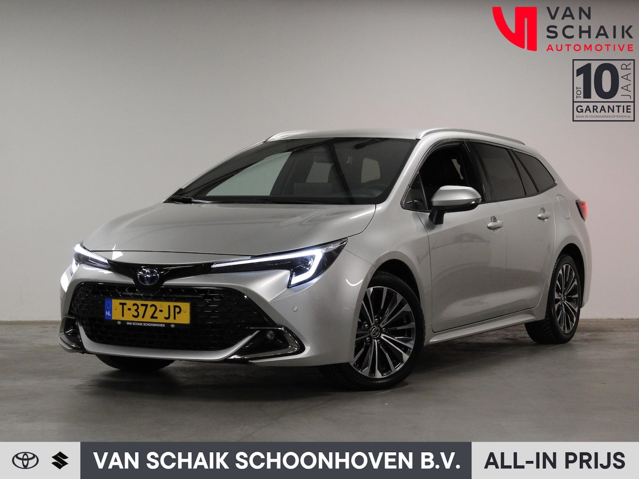 Toyota Corolla Touring Sports - 1.8 Hybrid First Edition | BTW | Precious Silver | Half leder | Elektrische klep - AutoWereld.nl