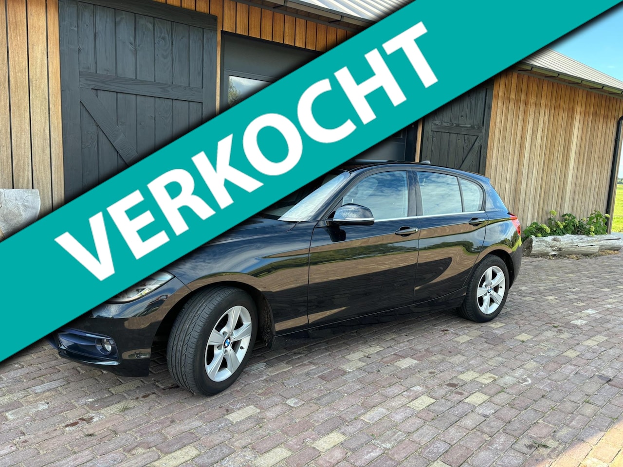 BMW 1-serie - 118i Corporate Lease Executive 118i Corporate Lease Executive , SPORTSTOELEN, LED ,NAVI, CRUISE. - AutoWereld.nl