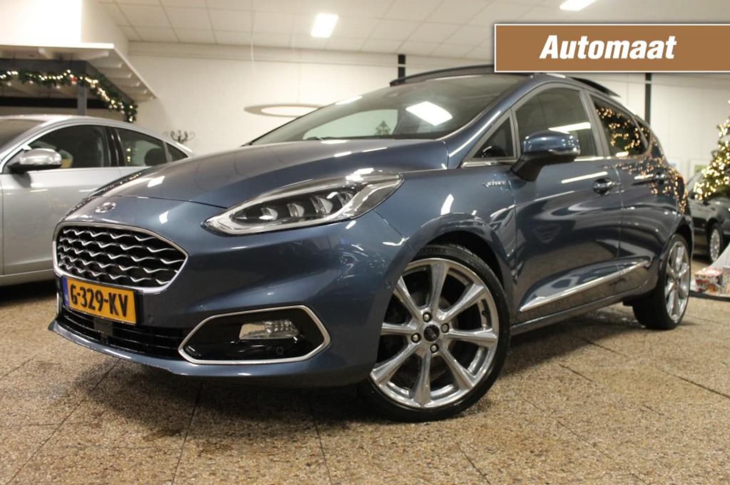 Ford Fiesta - 1.0 ECOB. VIGNALE Automaat **NL-Auto** Panorama dak / Lederen in - AutoWereld.nl