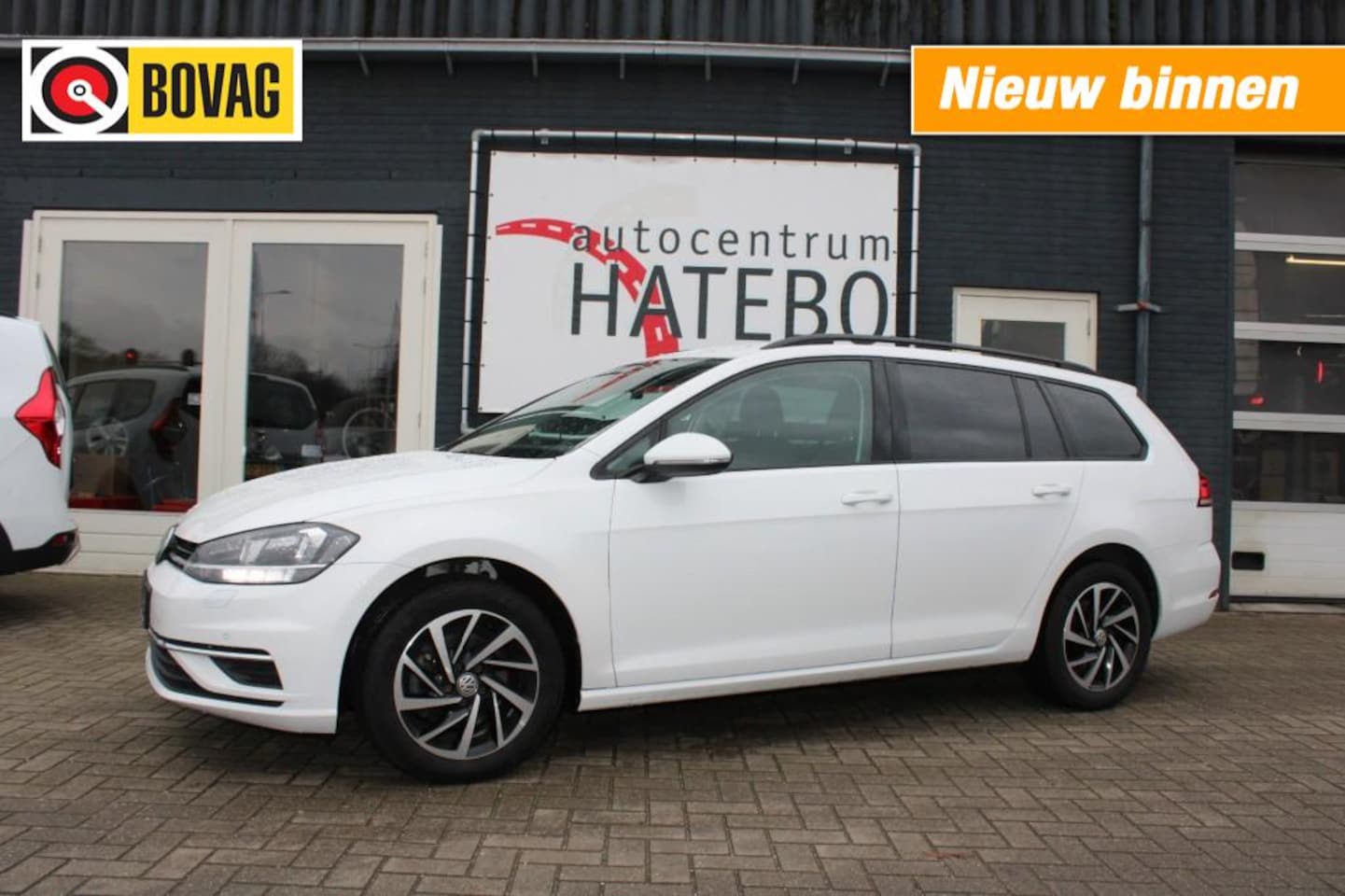 Volkswagen Golf - 1.0 TSI Allstars Highline Climate Cruise PDC Privacy LM 16VW - AutoWereld.nl