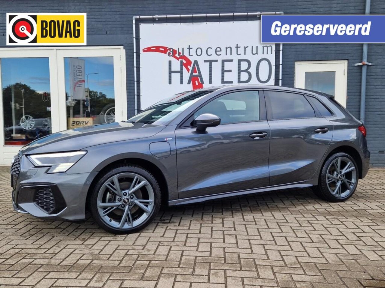 Audi A3 - 40TFSI-E 2 x S-Line Matrix Virtual LED Navi Apple C. PDC 18LM - AutoWereld.nl