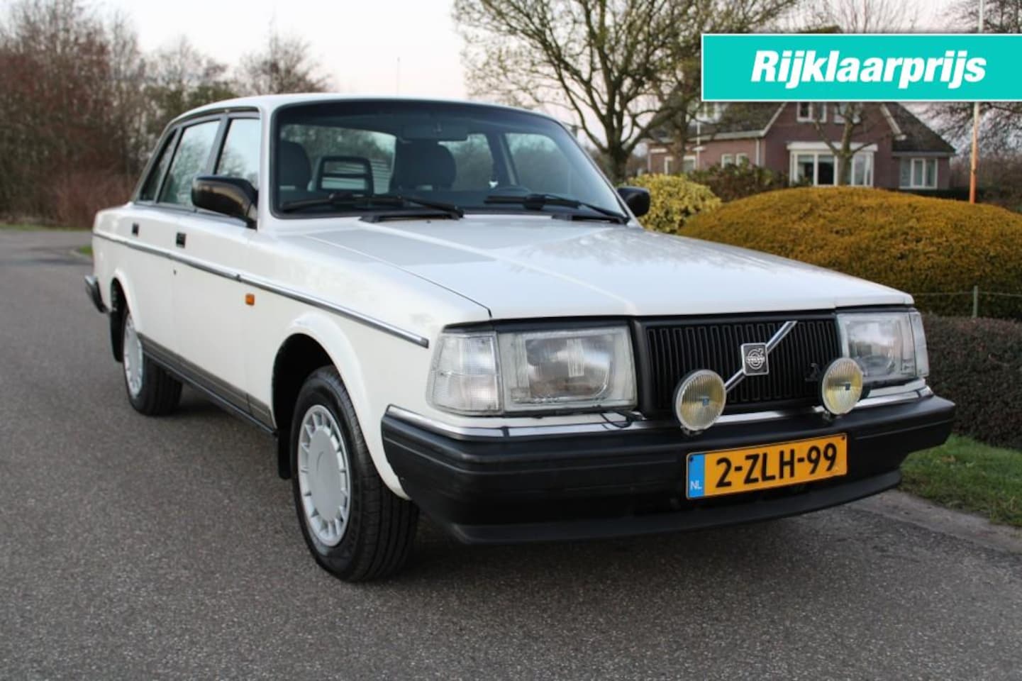 Volvo 240 - 2.3 116pk Automaat LPG-G3 Sedan DL trekhaak/centr. vergr. - AutoWereld.nl