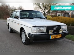 Volvo 240 - 2.3 116pk Automaat LPG-G3 Sedan DL trekhaak/centr. vergr