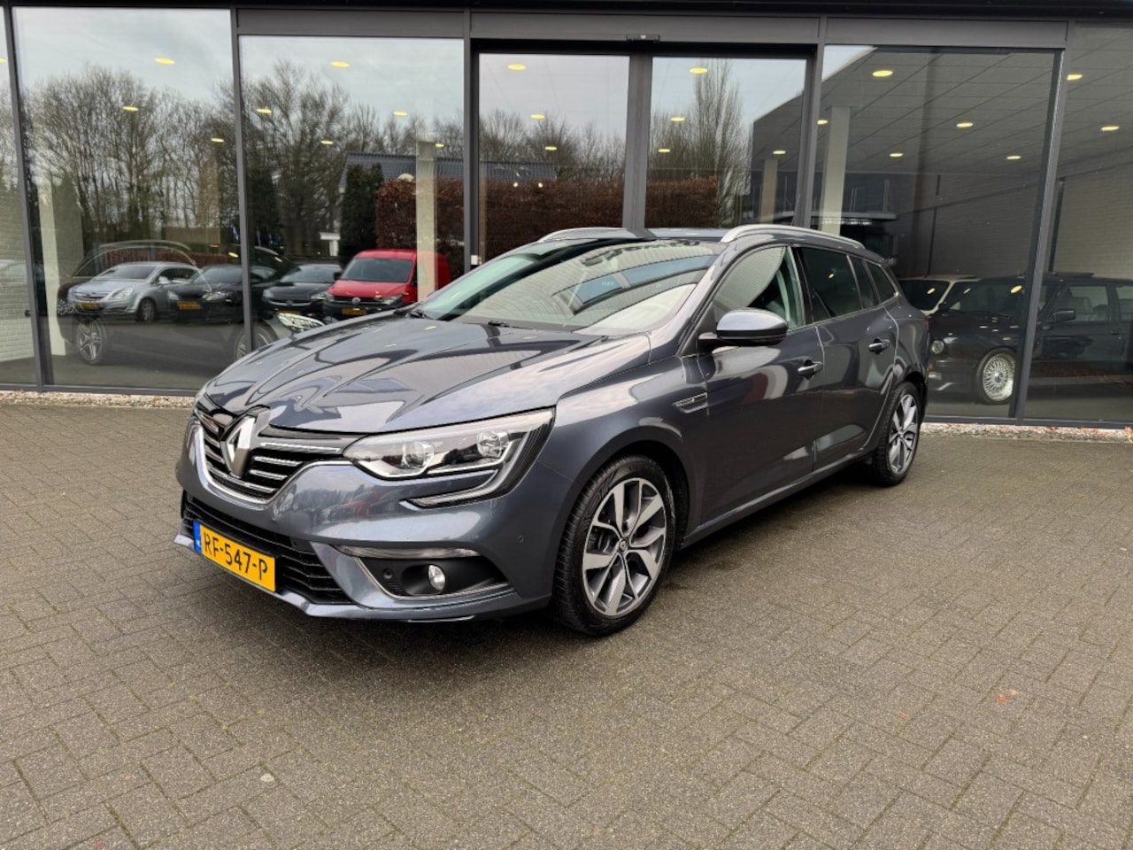 Renault Mégane Estate - 1.2 TCe Bose Estate 1.2 TCE BOSE,NaviGroot,Keyless,Half Leer,Clima,Cruise - AutoWereld.nl