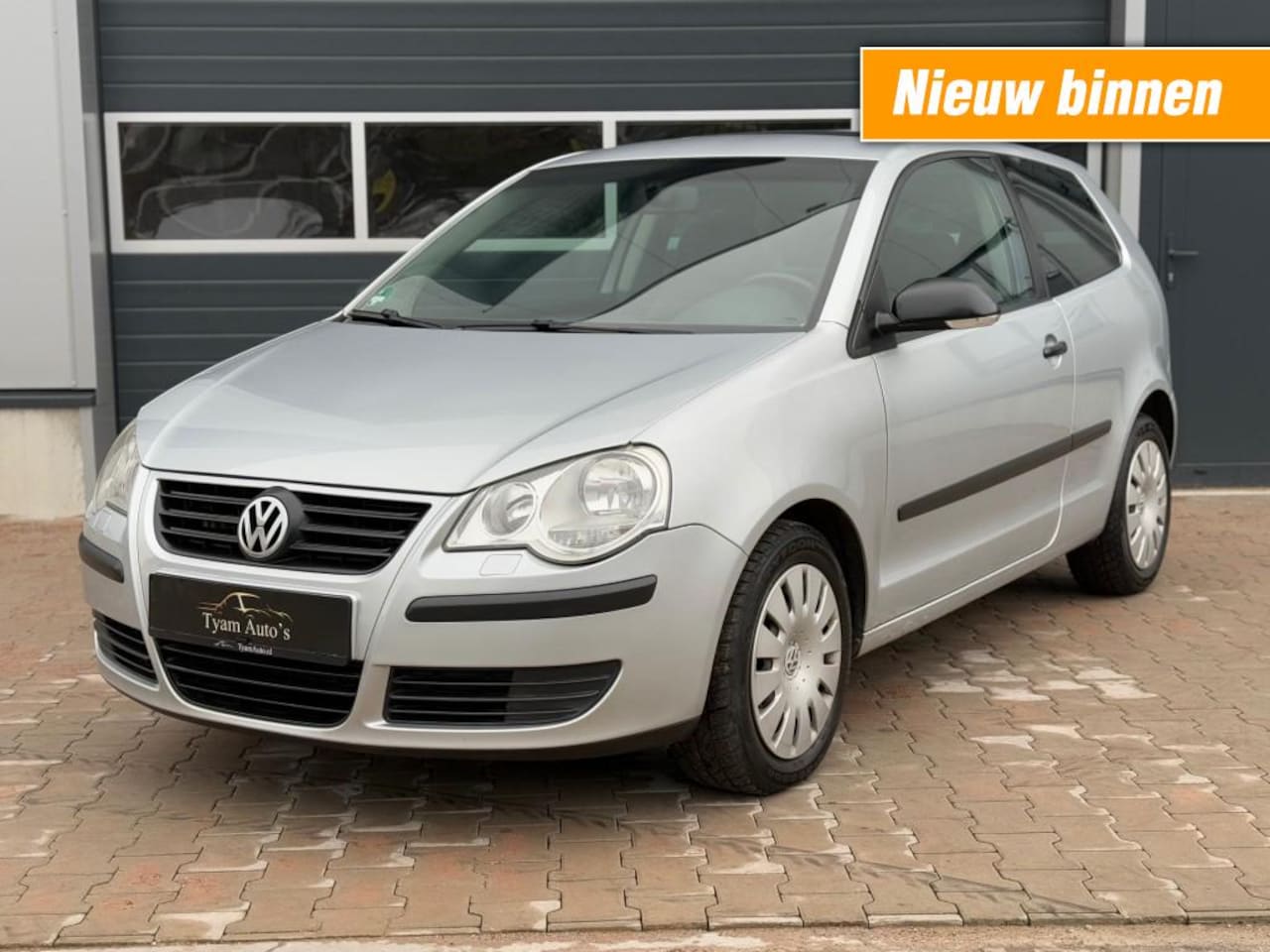 Volkswagen Polo - 1.4 TOUR EDITION / AIRCO STOELVERWARMING PDC CRUISE SCHUIFDAK - AutoWereld.nl