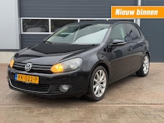 Volkswagen Golf - 1.4 TSI HIGHLINE / AIRCO / LICHT- en REGENSENSOR / PDC / 17 INCH