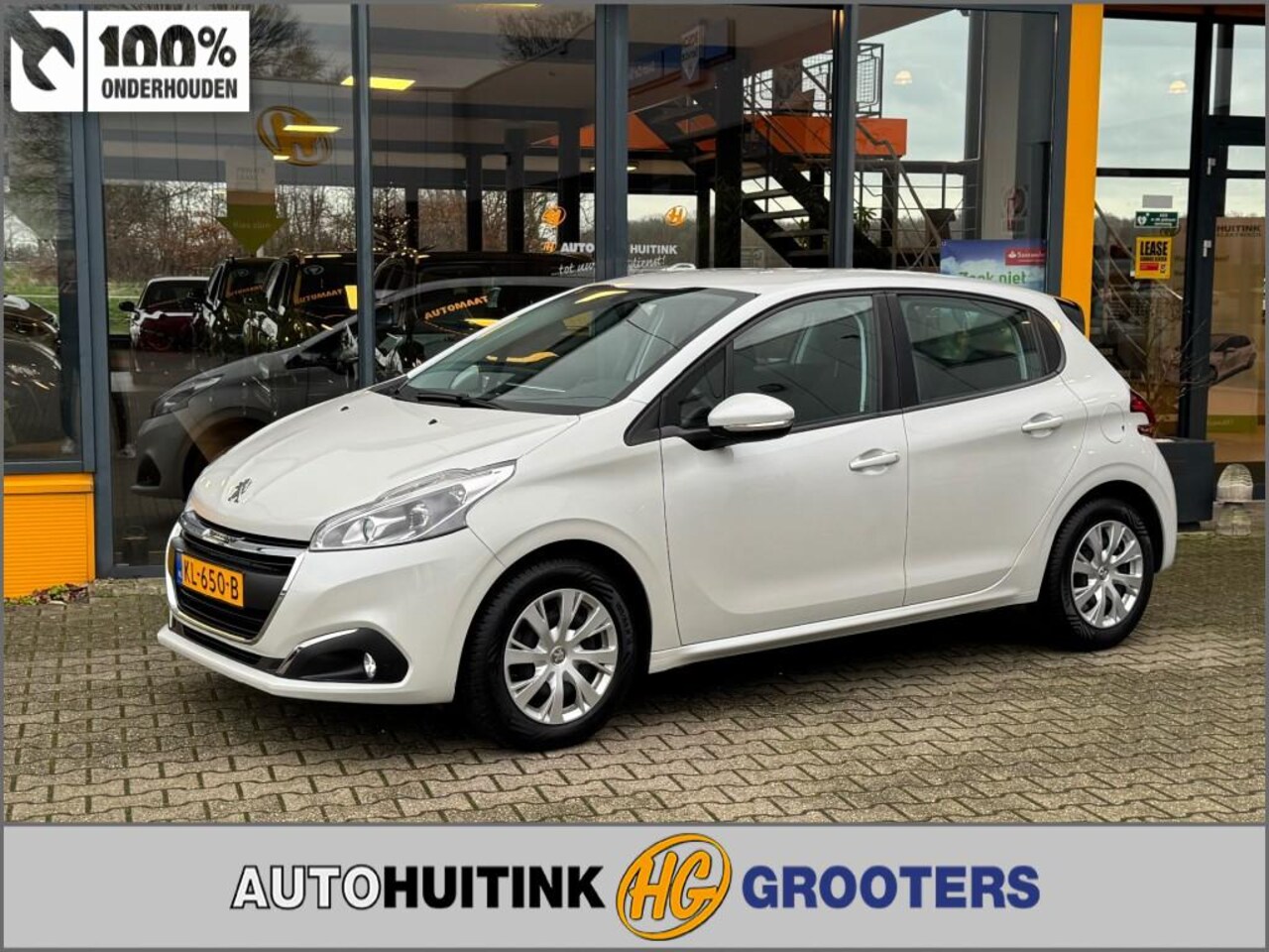 Peugeot 208 - 1.2 Blue Lease - navi - sensoren - AutoWereld.nl