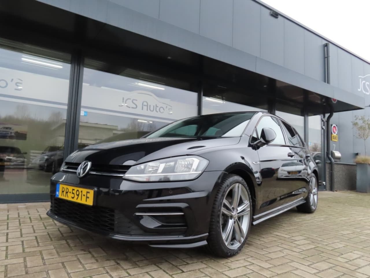 Volkswagen Golf - 1.0 TSI Highline R 110 Pk Ecc Adapt Cruise Navi 2018 - AutoWereld.nl