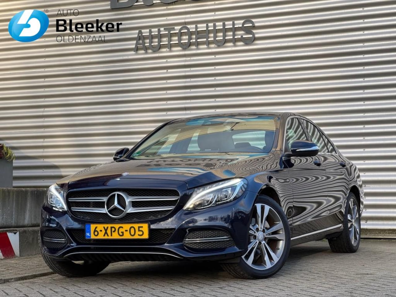 Mercedes-Benz C-klasse - 180 Edition NAP LED Clima Leder Navi Parksensor - AutoWereld.nl