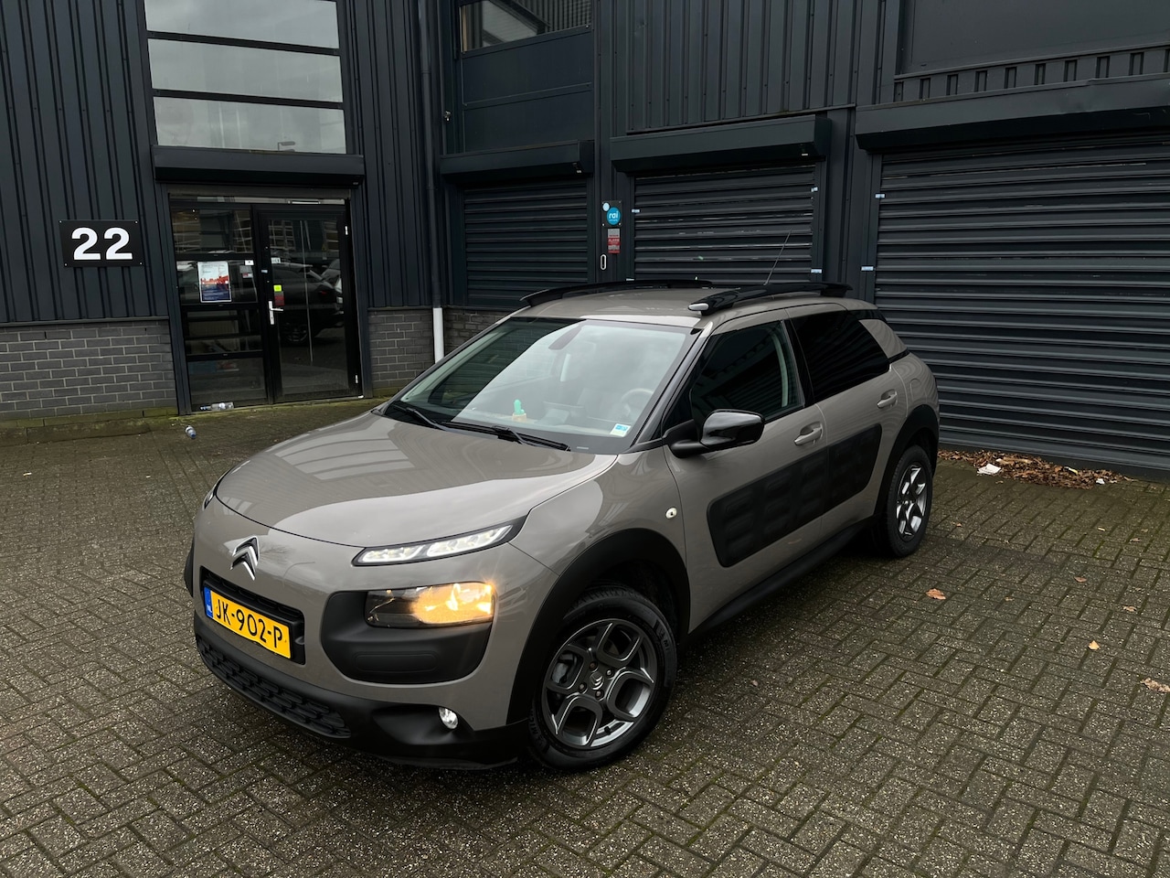 Citroën C4 Cactus - 1.2 PureTech Shine*1e eig*Automaat*dealer wagen*NAP* - AutoWereld.nl