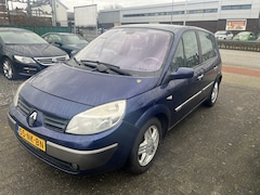 Renault Scénic - 2.0-16V Priv.Luxe Automaat