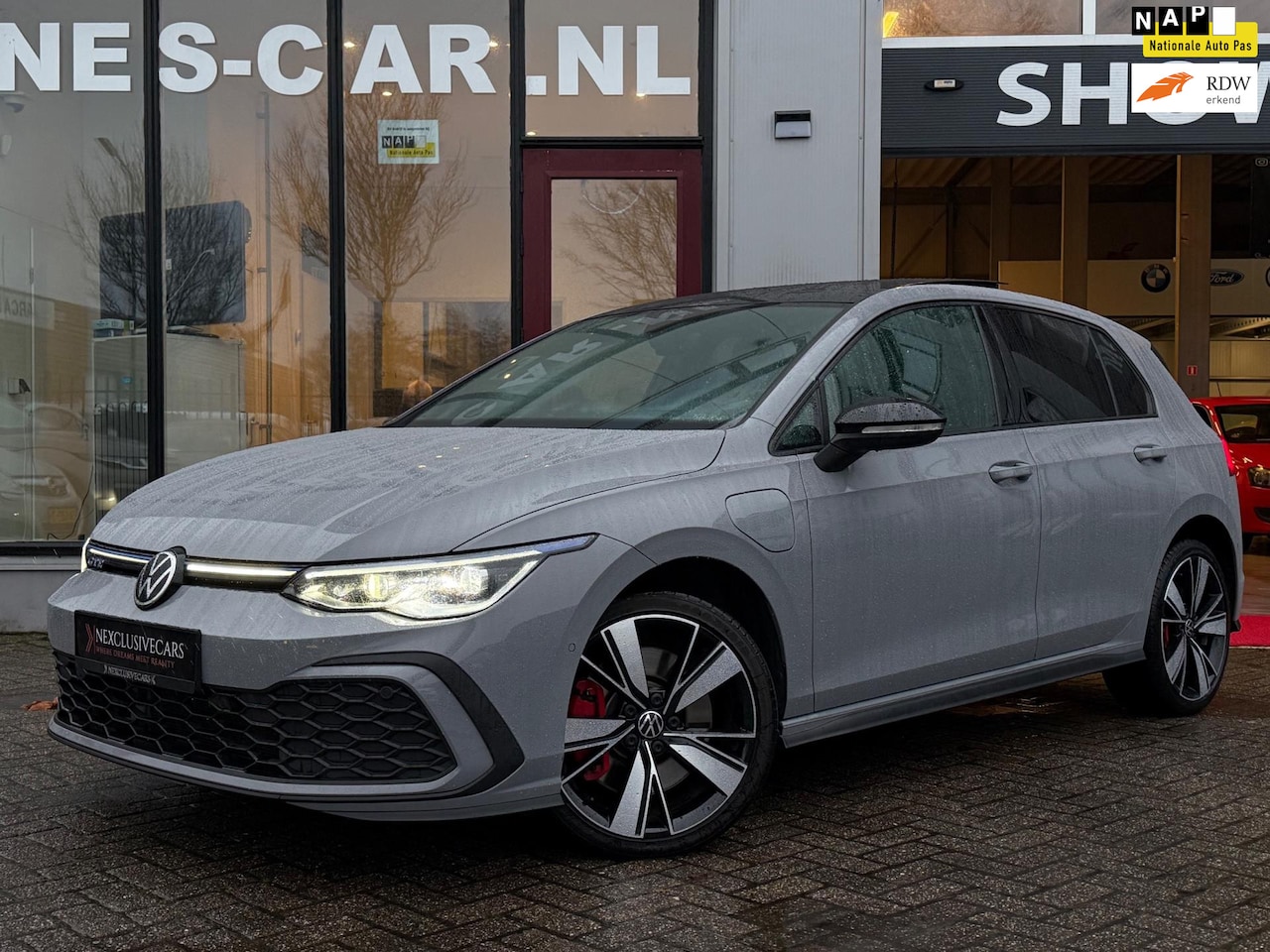 Volkswagen Golf - 1.4 GTE*IQ Light*HUD*PANO*ACC*NARDO GREY BTW! - AutoWereld.nl